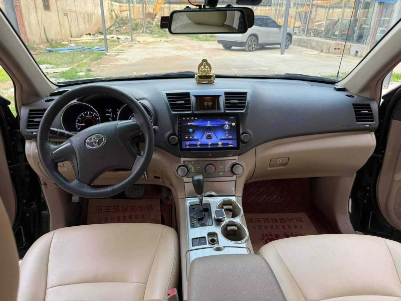 徐州14年丰田汉兰达5