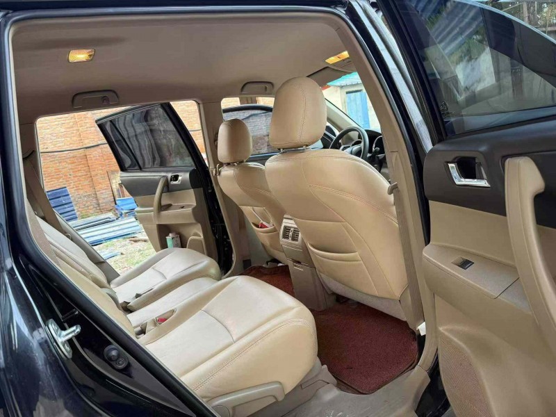 徐州14年丰田汉兰达7