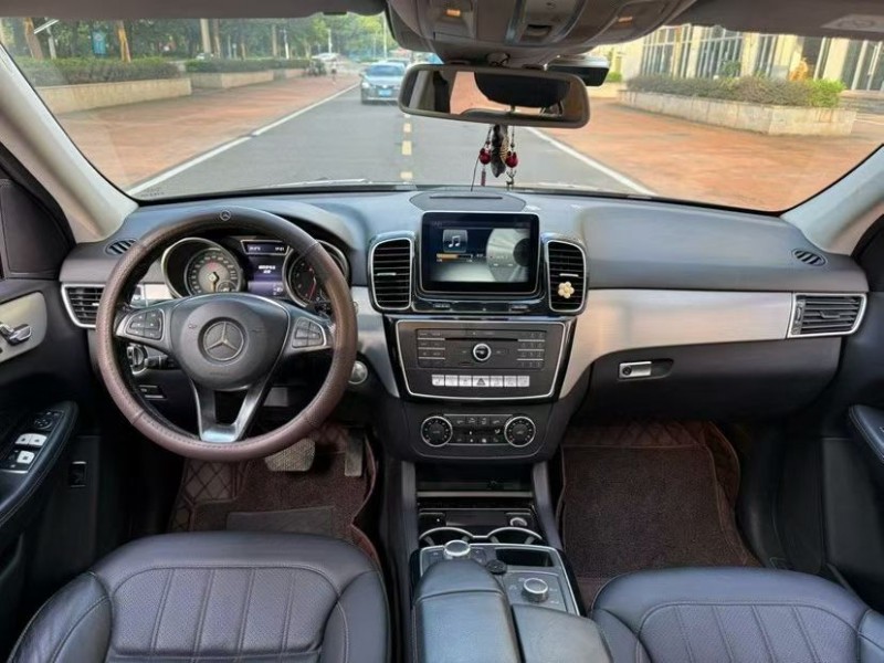 深圳16年奔驰GLE4