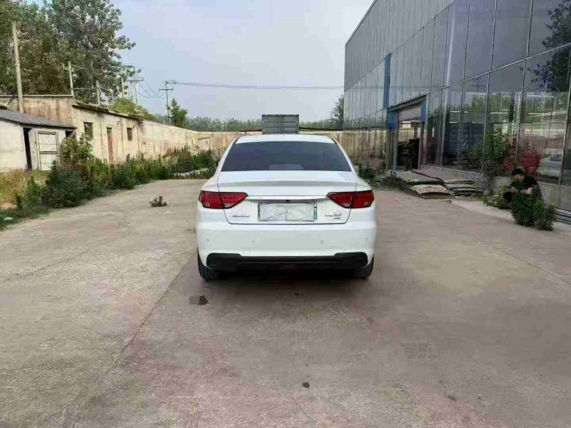 徐州23年吉利帝豪9