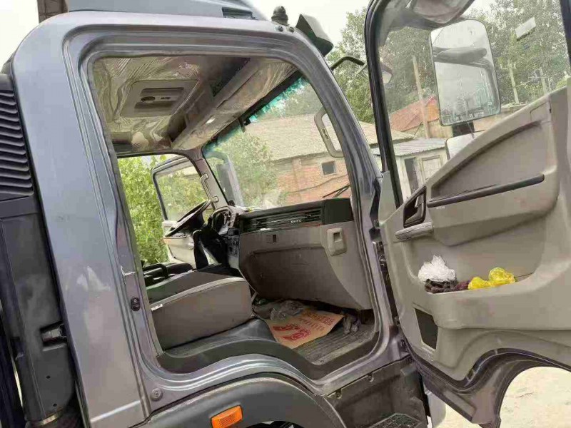 徐州23年卡车系列重汽豪沃6