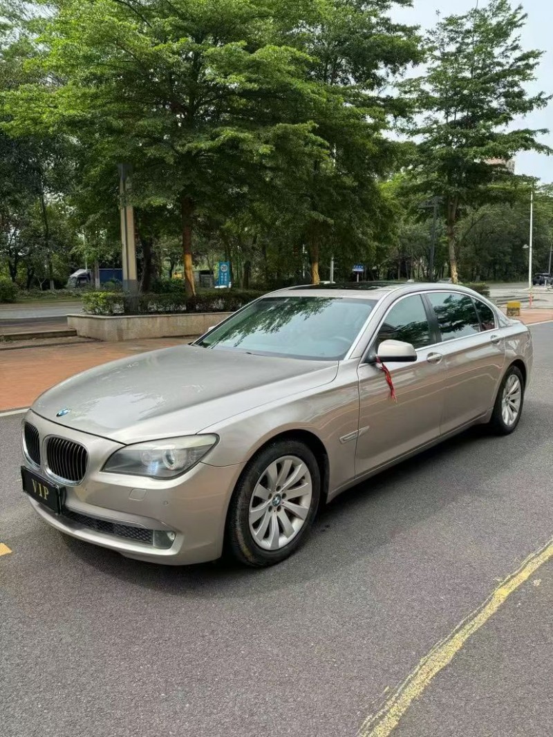 珠海12年宝马7系2