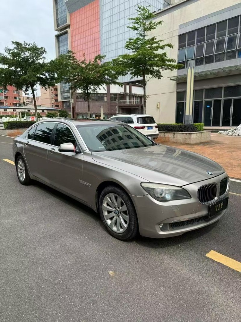 珠海12年宝马7系3