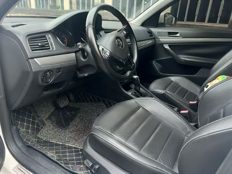 珠海18年大众朗逸5