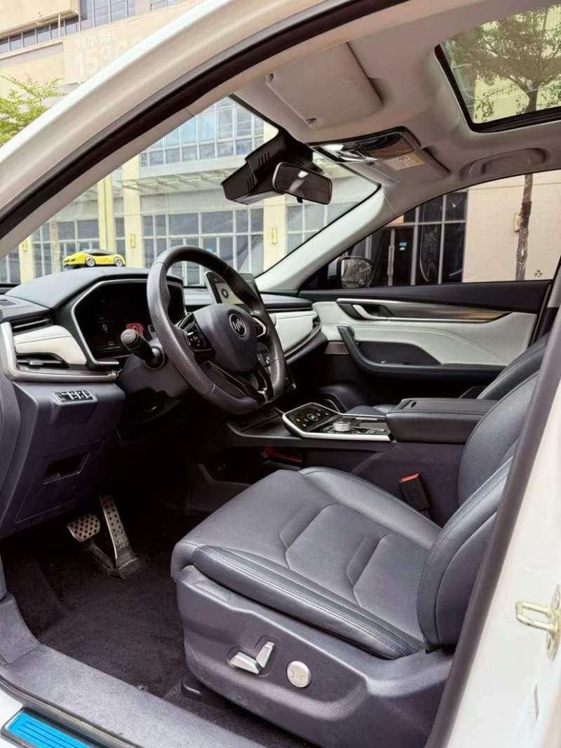 珠海23年威马汽车EX-54