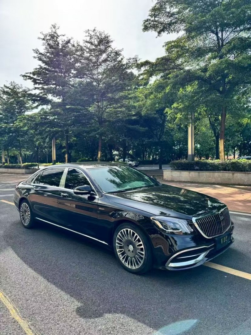 韶关17年奔驰迈巴赫S级3