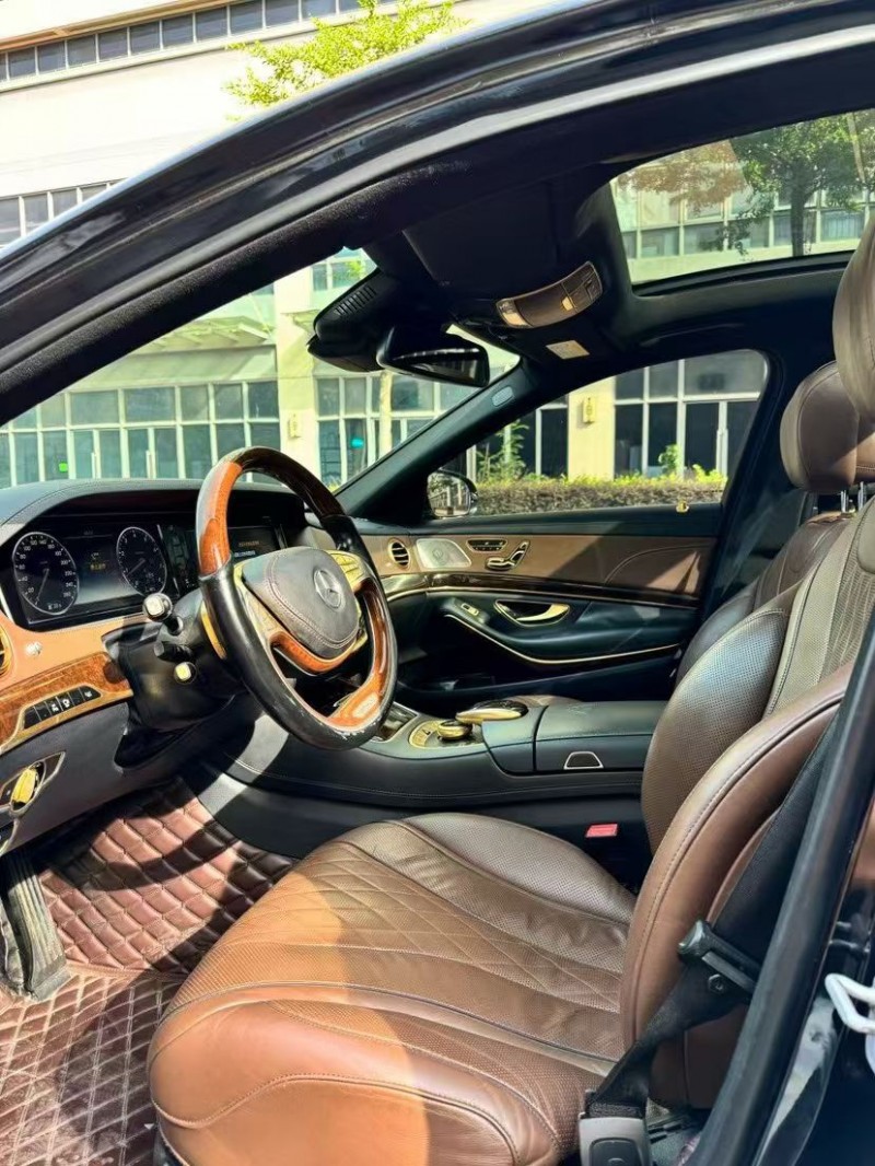 韶关17年奔驰迈巴赫S级4