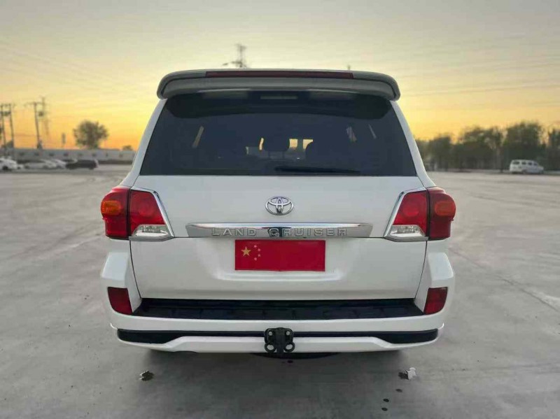 天津15年丰田兰德酷路泽9