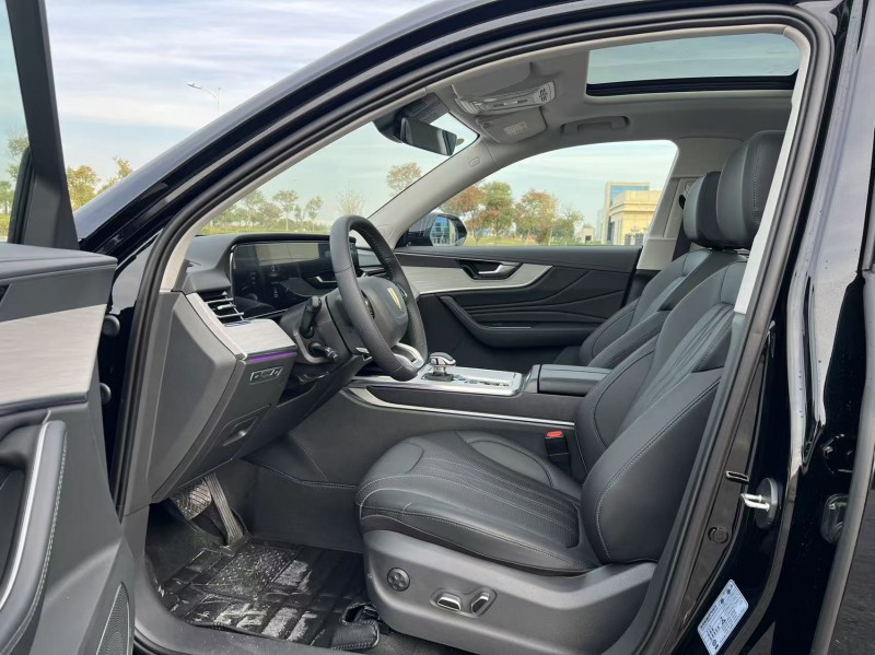 盐城25年红旗HS54