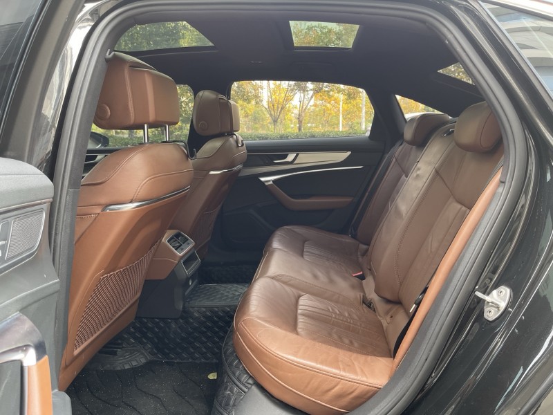 济宁21年奥迪A6L5