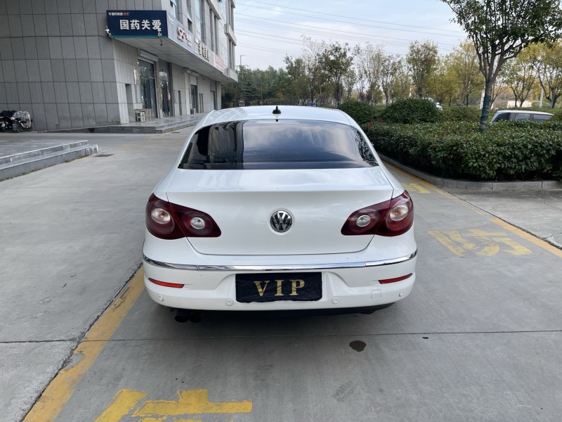 济宁11年大众CC9
