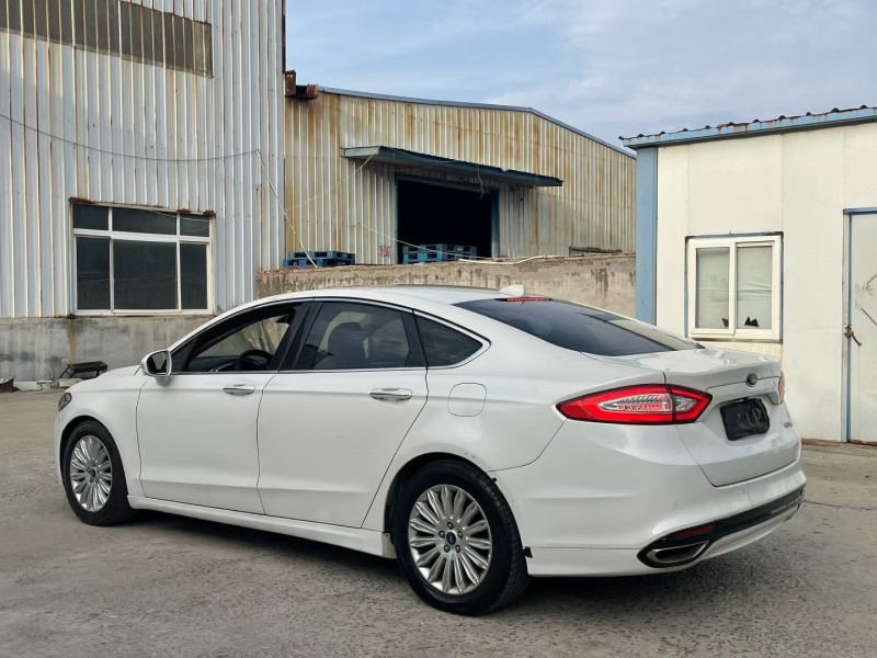 济宁14年福特蒙迪欧8