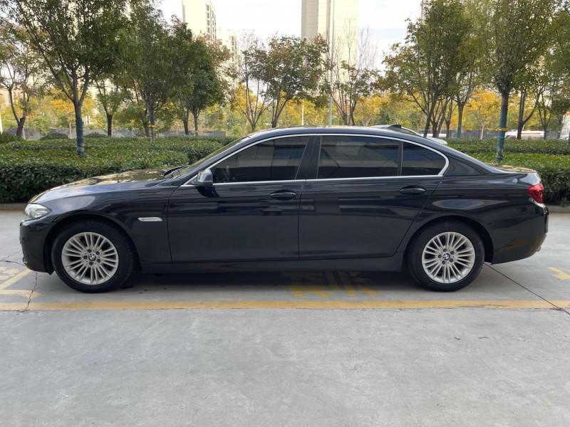 济宁16年宝马5系7