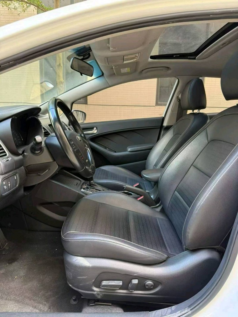 佛山19年起亚K38