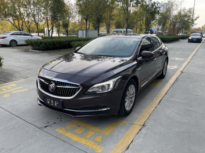 济宁16年别克君越3