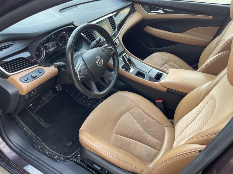 济宁16年别克君越4