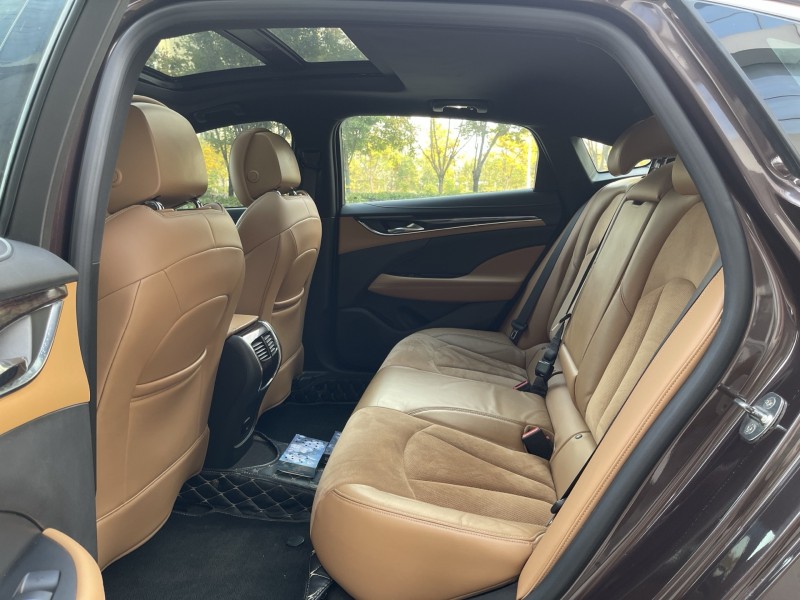 济宁16年别克君越5