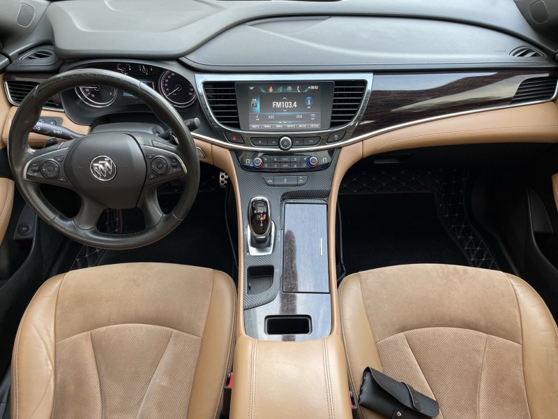 济宁16年别克君越6