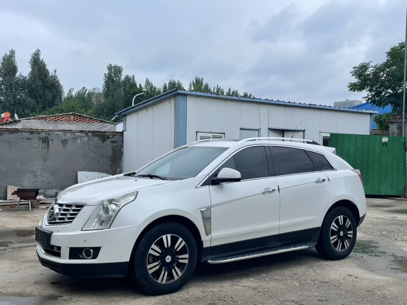 济宁15年凯迪拉克SRX2