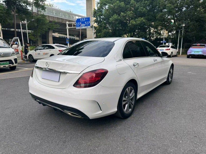 长沙19年奔驰C5