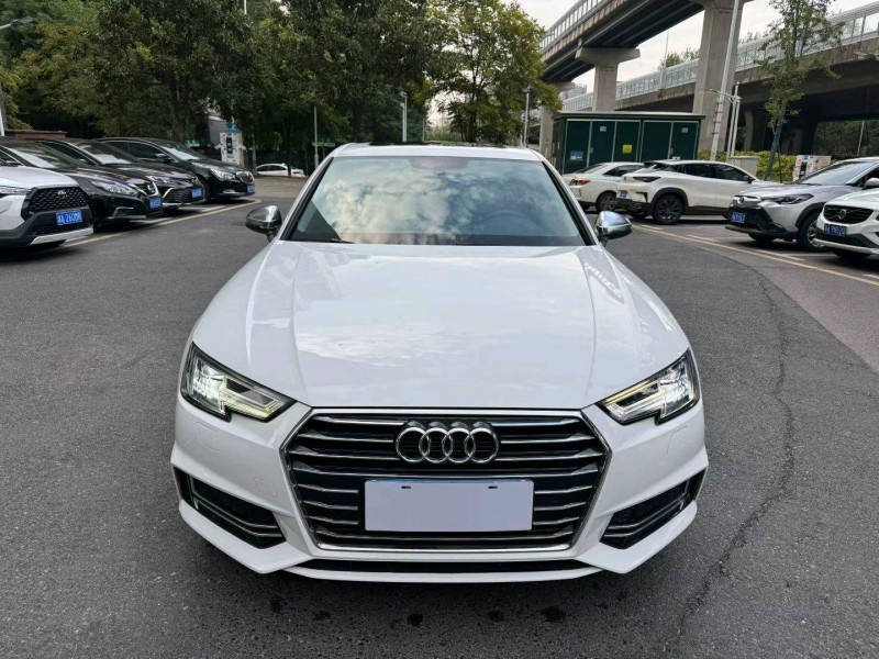 长沙19年奥迪A4L1