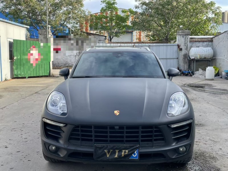 济宁18年保时捷Macan1