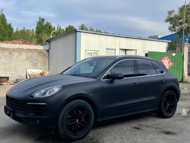 济宁18年保时捷Macan2