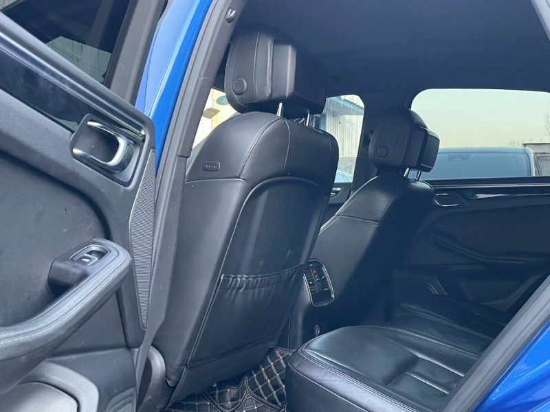 济宁17年保时捷Macan5