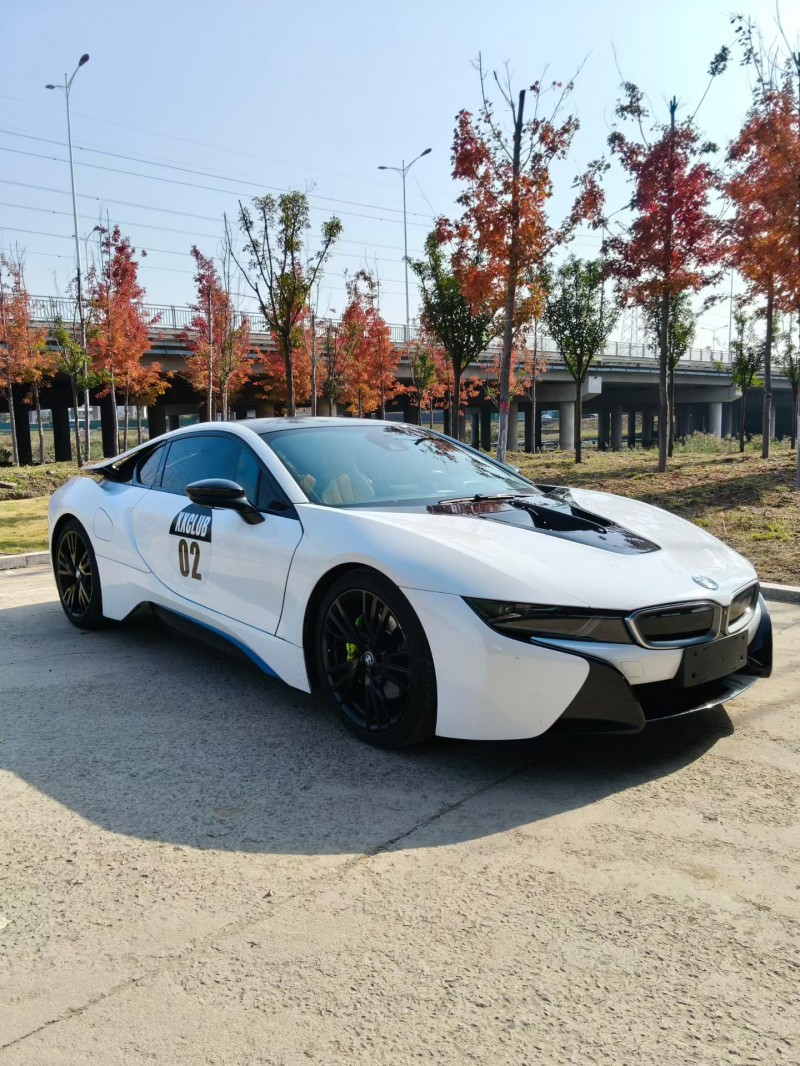 青岛17年宝马i82