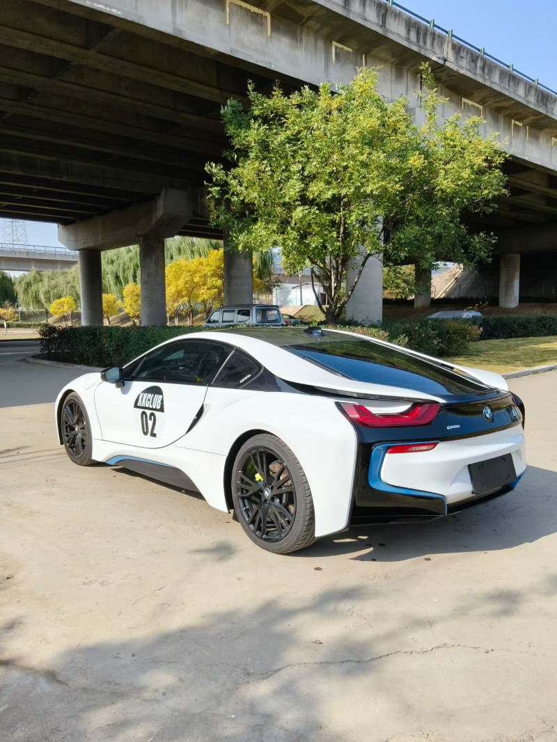 青岛17年宝马i86