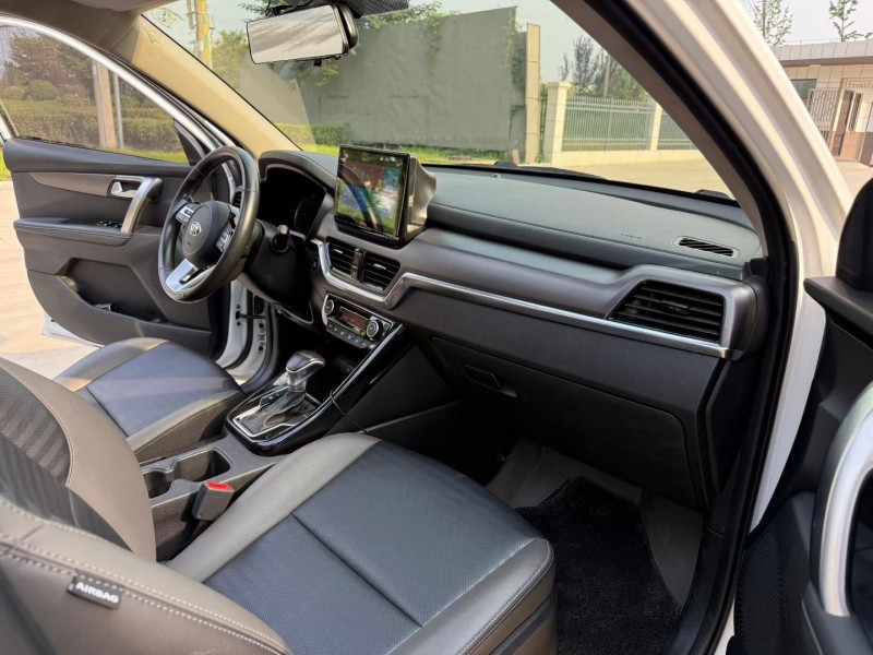 徐州20年起亚智跑7