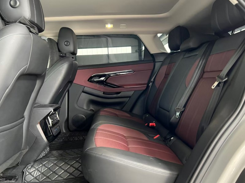 徐州23年路虎极光3