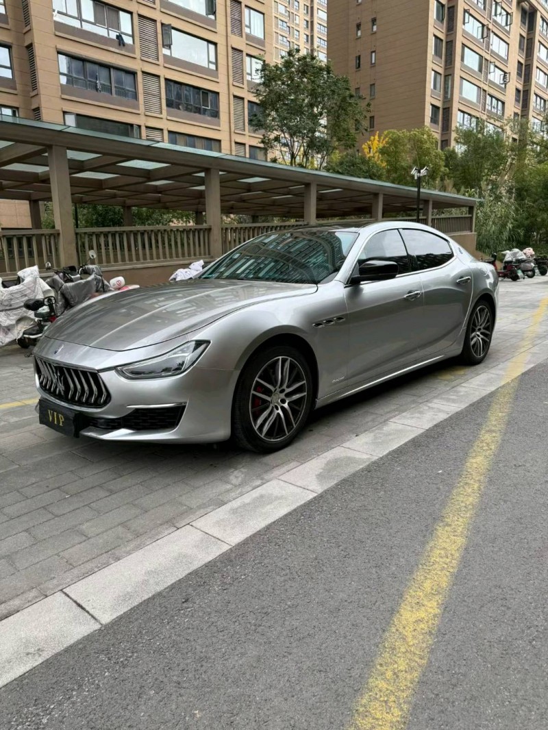 徐州19年玛莎拉蒂Ghibli3