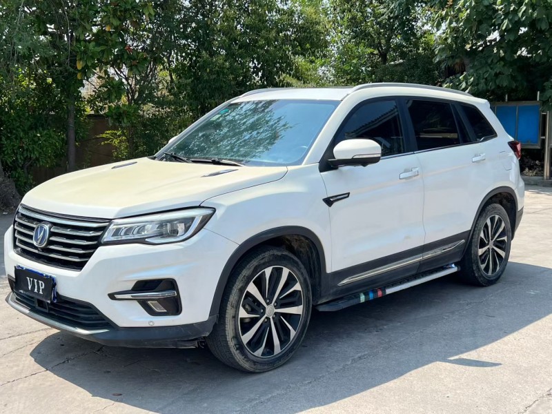 徐州19年长安汽车CS752