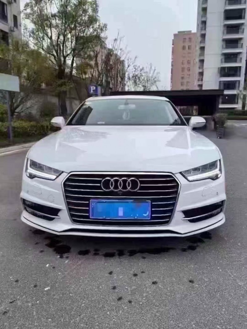 济宁18年奥迪A7L1