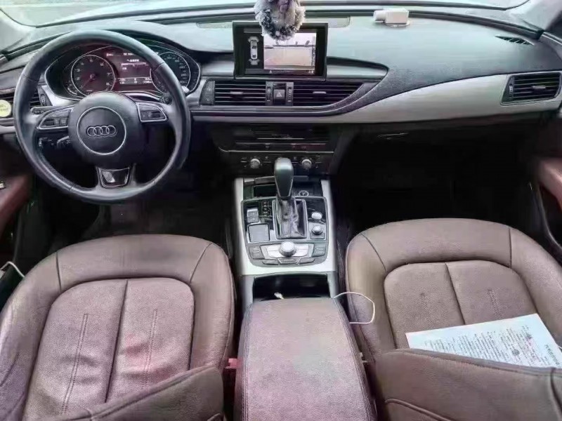 济宁18年奥迪A7L5