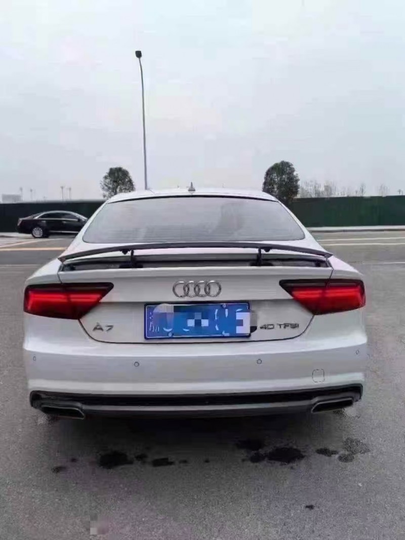 济宁18年奥迪A7L9