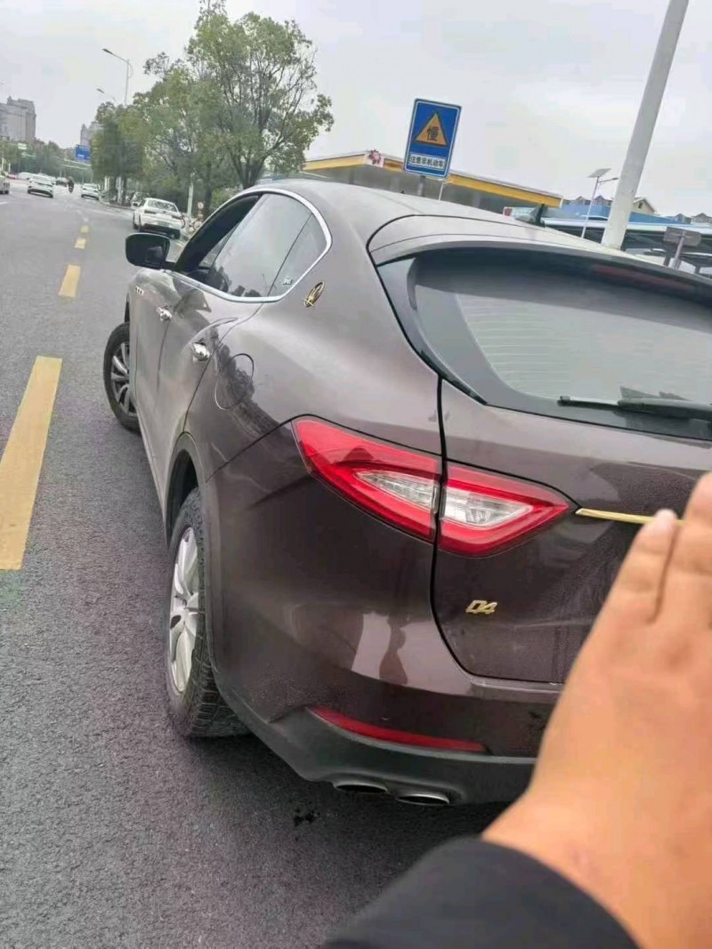 长沙18年玛莎拉蒂Levante8