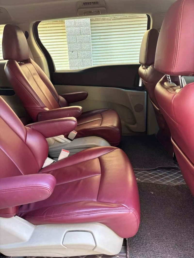 济宁19年别克GL85