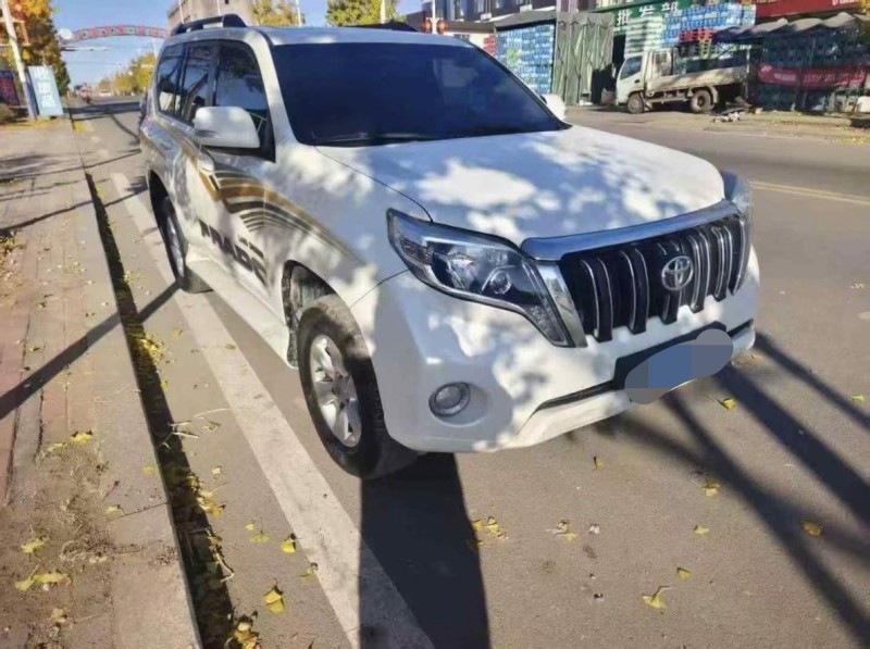 石家庄14年丰田普拉多3