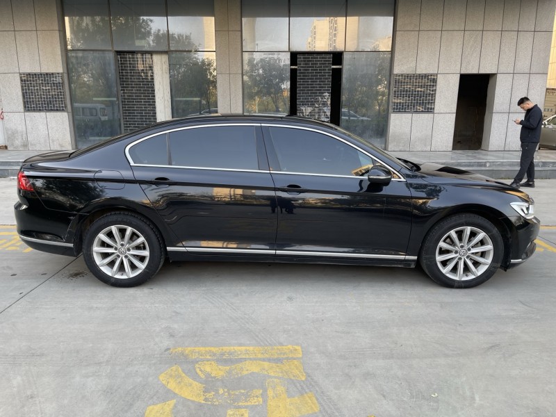 济宁19年大众迈腾7