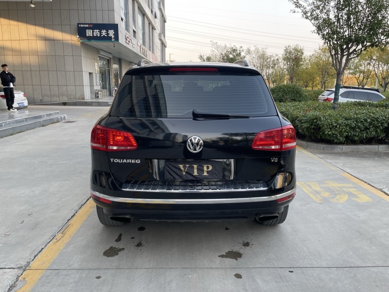 济宁17年大众途锐9