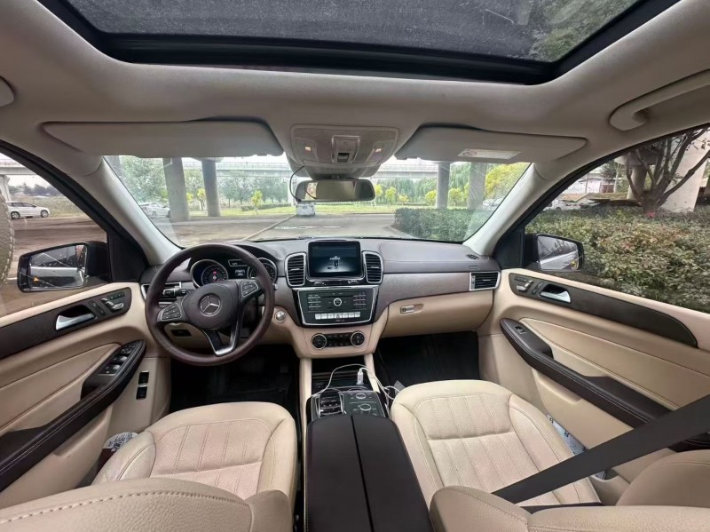 青岛16年奔驰GLS5