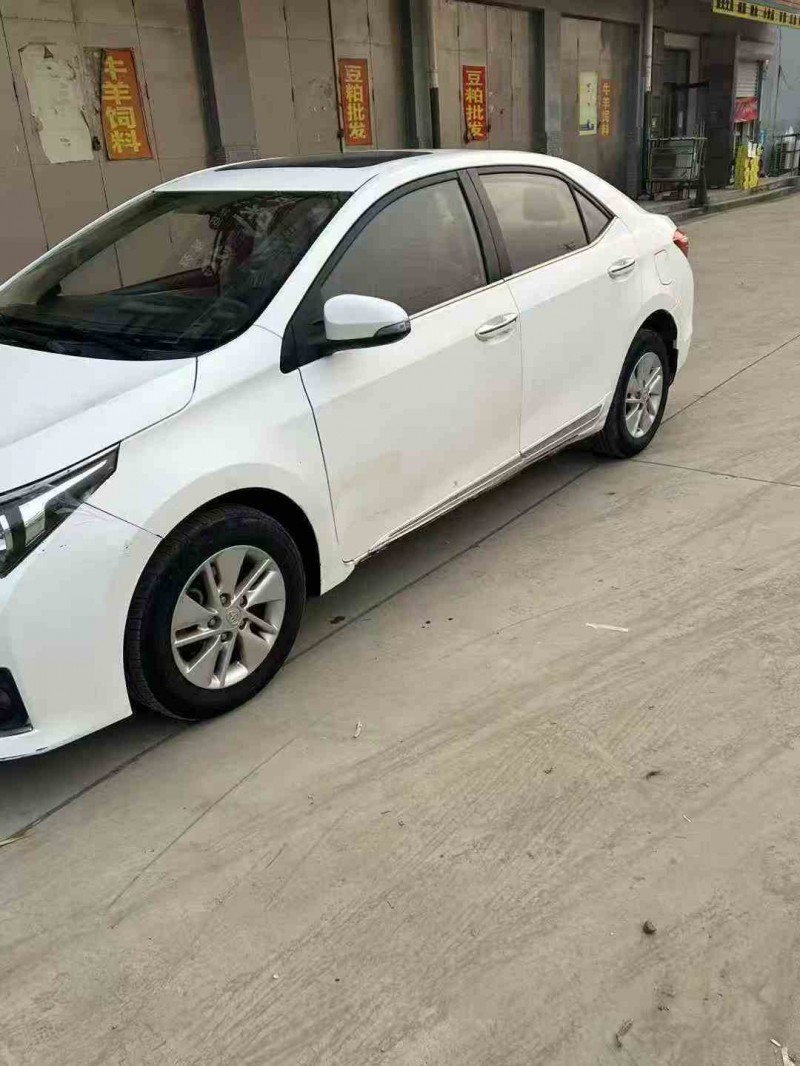保定14年丰田卡罗拉2