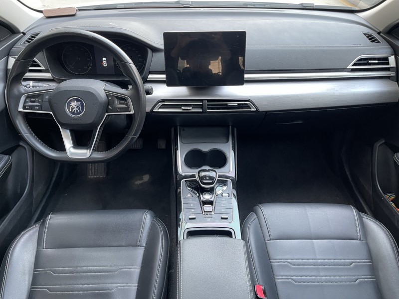 济宁23年比亚迪秦4