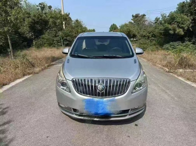 盐城13年别克GL81