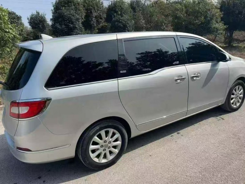 盐城13年别克GL87