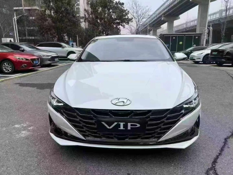 长沙23年现代伊兰特1