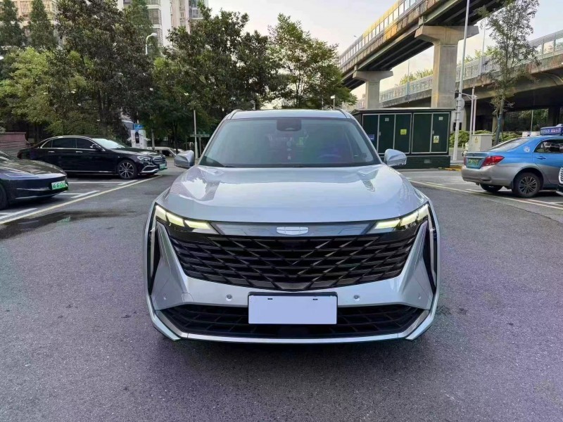 长沙22年吉利博越1