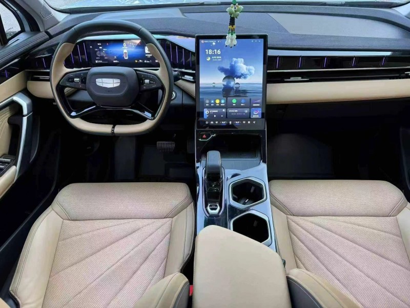 长沙22年吉利博越7